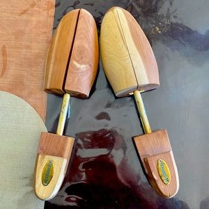 Mephisto Cedar wood Xl shoe tree